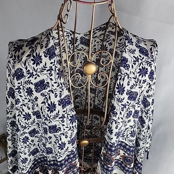 Fringed Elephant Kimono Wrap - Picture 2 of 9